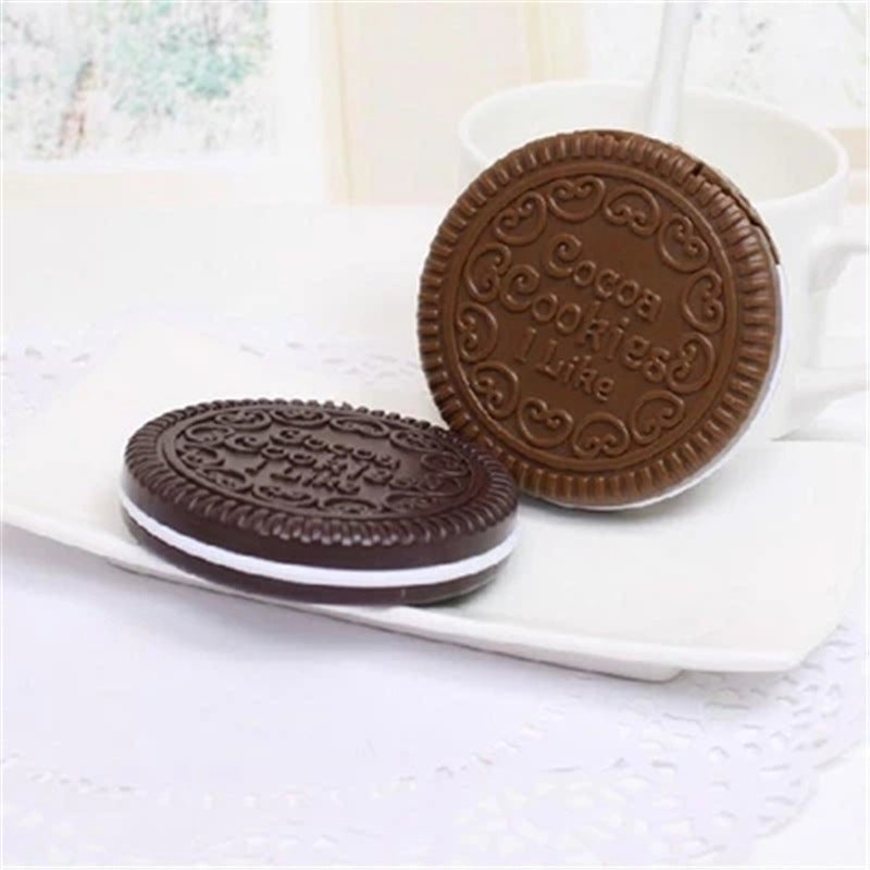 Sandwich biscuit folding round makeup mirror